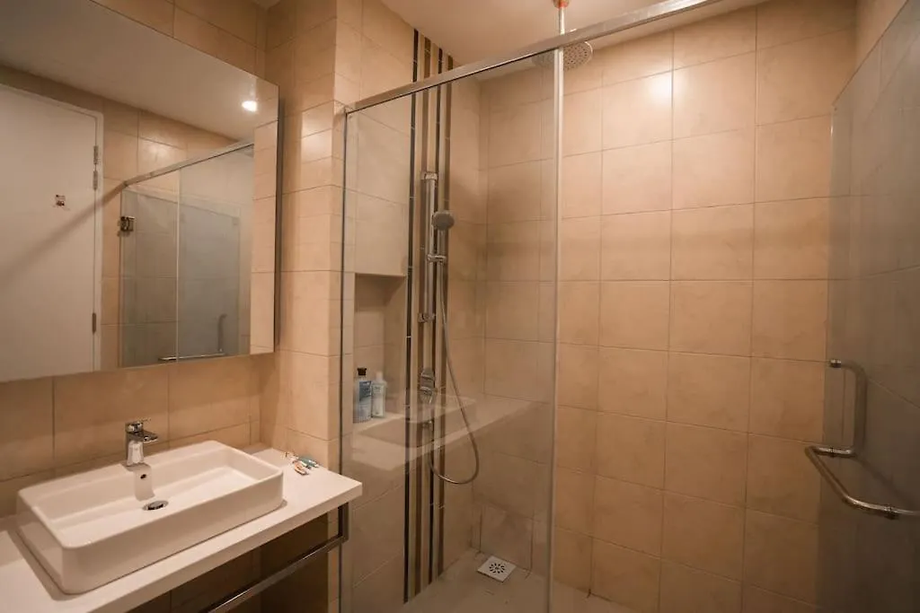 The Robertson Kl Bukit Bintang Netflix And Karaoke Apartment Kuala Lumpur 0*,  Malaysia